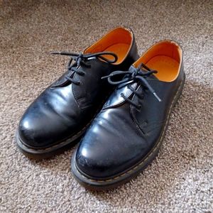 Men's US9 Doc Martens